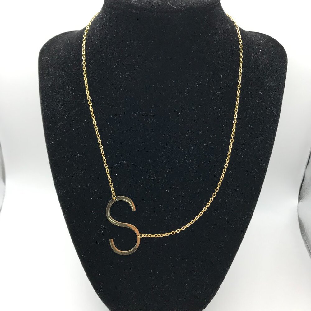 S or M Gold Block Monogram Necklace 18-inch Stainless Steel Gold Chain NEW
